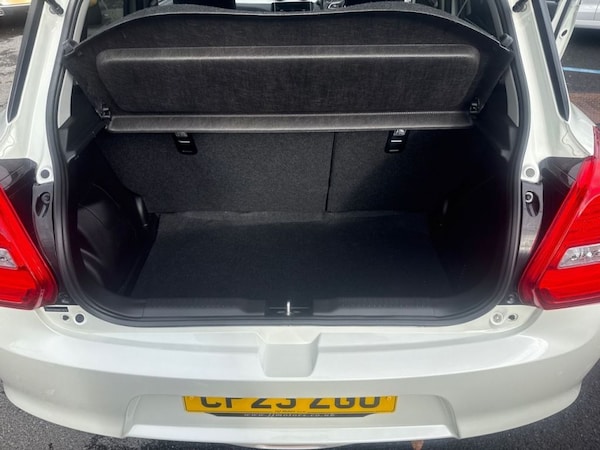 Used Suzuki Swift 2023 for sale - 76332832: Photo 15