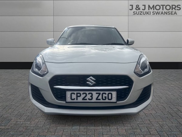 Used Suzuki Swift 2023 for sale - 76332832: Photo 2