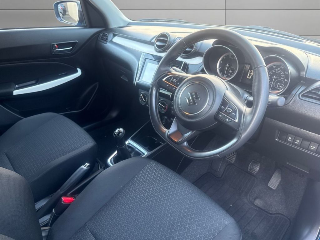 Used Suzuki Swift 2023 for sale - 76819857: Photo 9