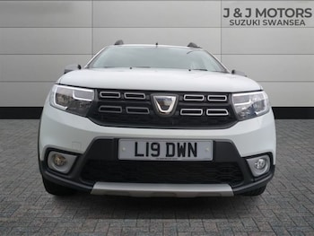 Used Dacia Sandero Stepway 2018 for sale - 77421389: Photo