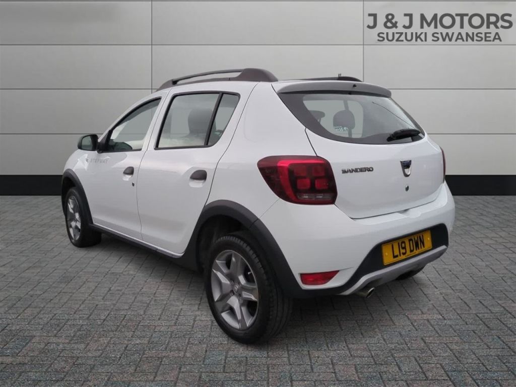 Used Dacia Sandero Stepway 2018 for sale - 77421389: Photo 5
