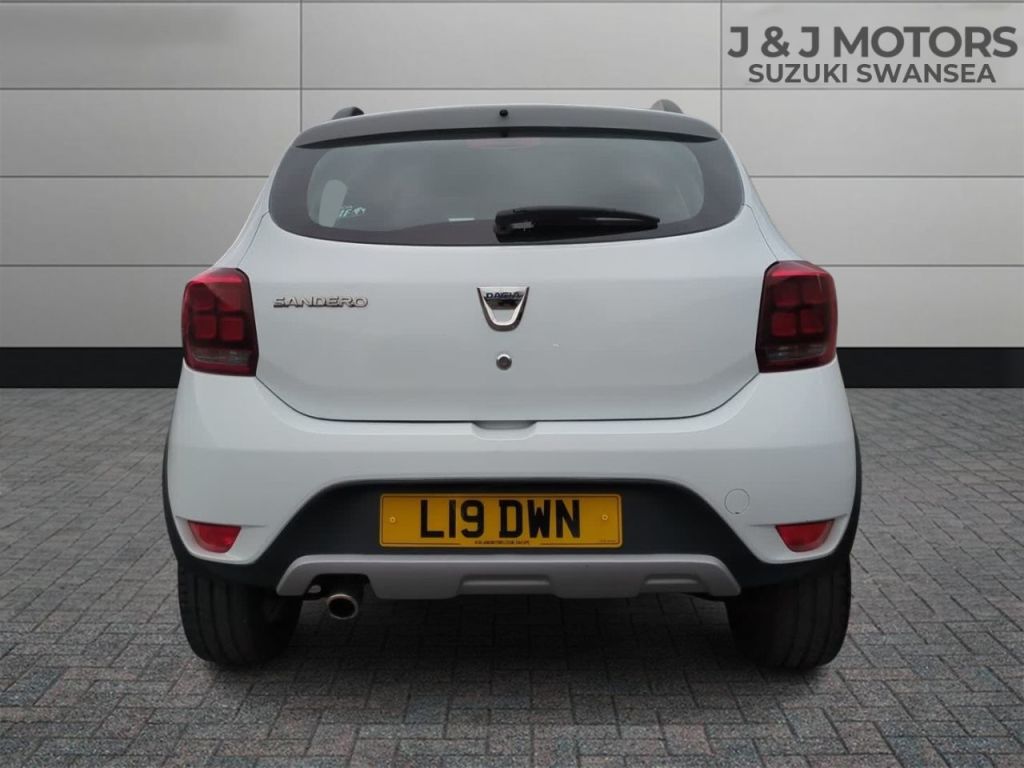 Used Dacia Sandero Stepway 2018 for sale - 77421389: Photo 6