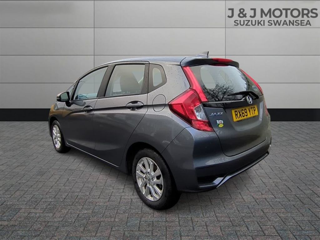 Used Honda Jazz 2019 for sale - 77200645: Photo 5