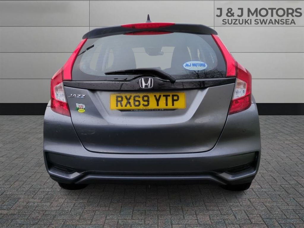 Used Honda Jazz 2019 for sale - 77200645: Photo 6