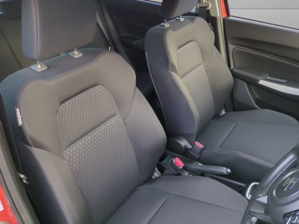 Used Suzuki Swift 2023 for sale - 77200624: Photo 11