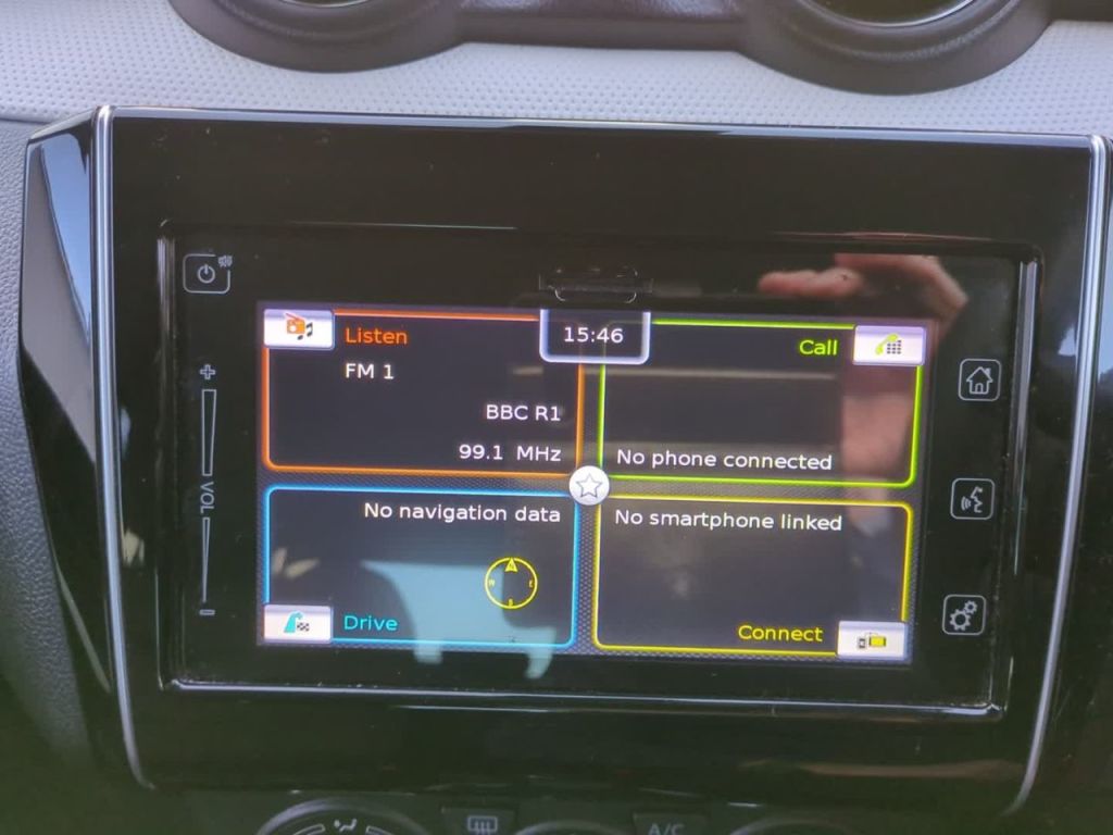 Used Suzuki Swift 2023 for sale - 77200624: Photo 13