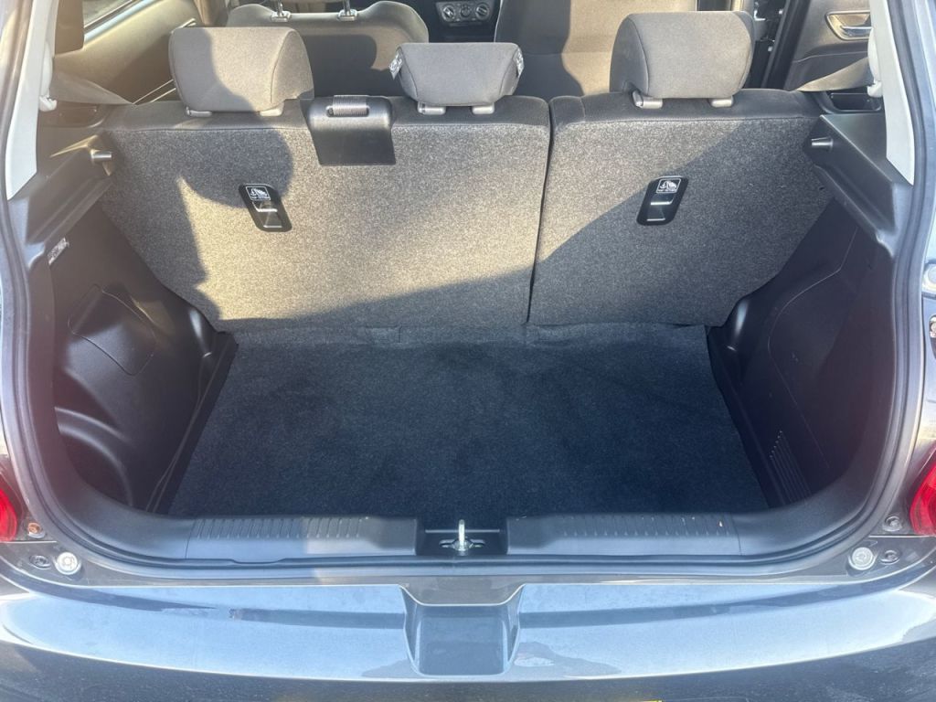 Used Suzuki Swift 2021 for sale - 76653916: Photo 12