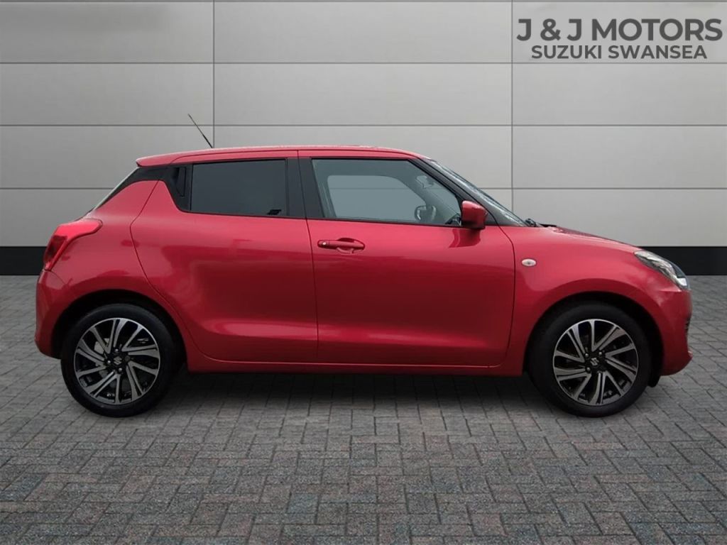 Used Suzuki Swift 2023 for sale - 77582572: Photo 8