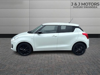 Used Suzuki Swift 2020 for sale - 78833035: Photo