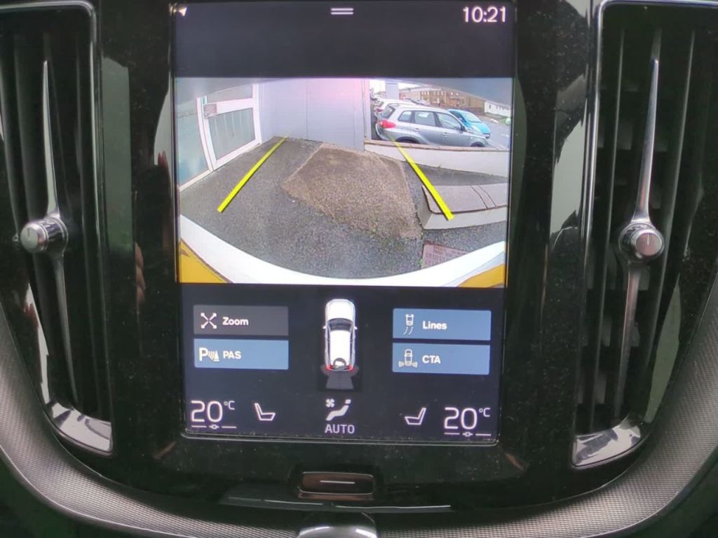 Used Volvo XC60 2017 for sale - 77845117: Photo 15