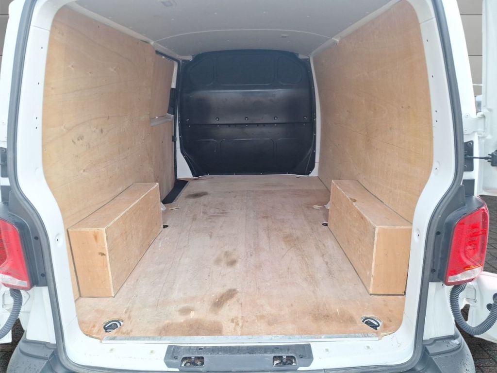 Used Volkswagen Transporter 2023 for sale - 77287317: Photo 11
