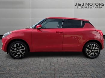 Used Suzuki Swift 2021 for sale - 79679897: Photo