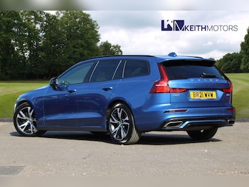 Used Volvo V60 2021 for sale - 78663696: Photo