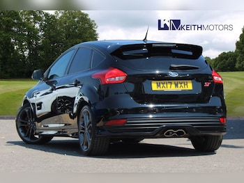 Used Ford Focus 2017 for sale - 79414052: Photo