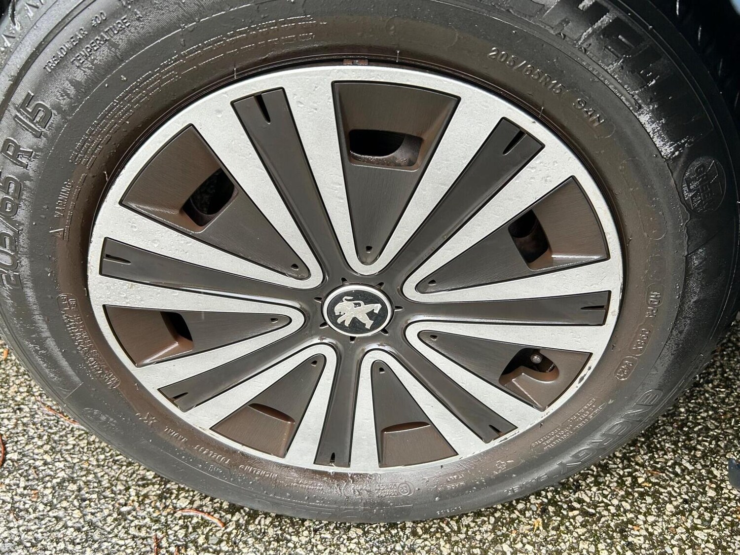 Used Peugeot Partner Tepee 2016 for sale - 77516231: Photo 14