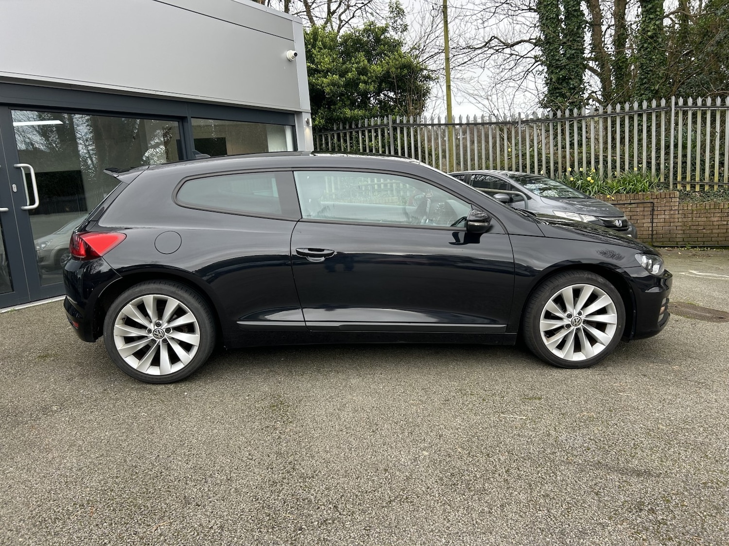 Used Volkswagen Scirocco 2017 for sale - 77781711: Photo 6