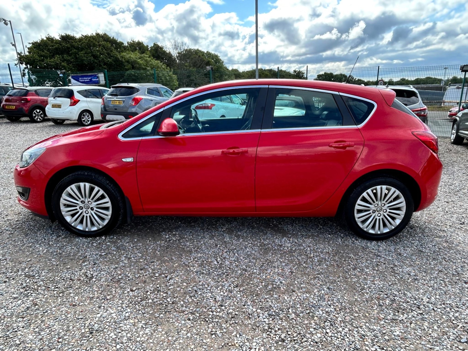 Used Vauxhall Astra for sale - 76991293: Photo 11