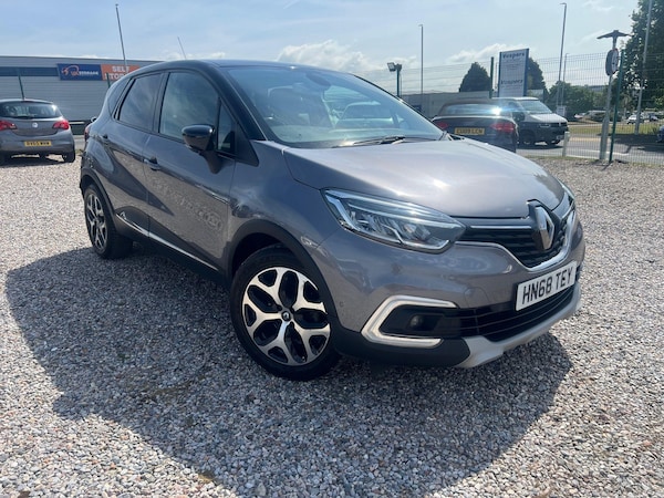 Used Renault Captur 2018 for sale - 74699656: Photo 1
