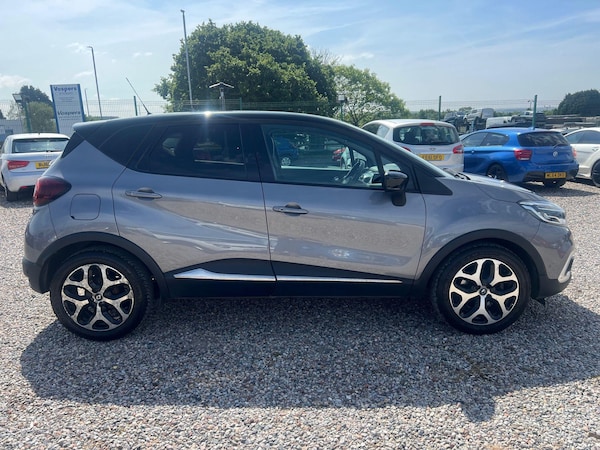 Used Renault Captur 2018 for sale - 74699656: Photo 9