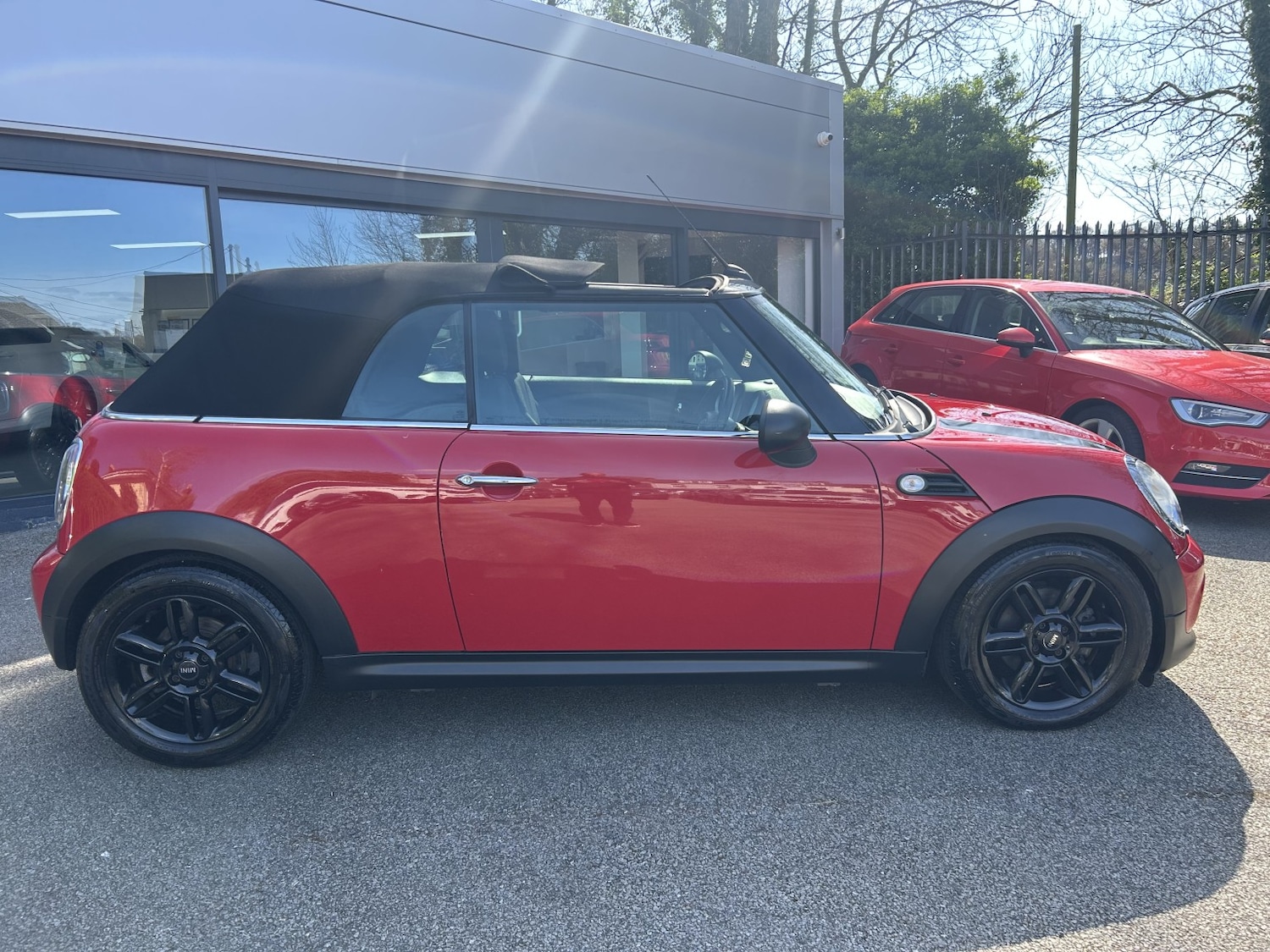 Used MINI Convertible 2013 for sale - 78105966: Photo 6