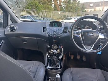 Used Ford Fiesta 2016 for sale - 77851431: Photo