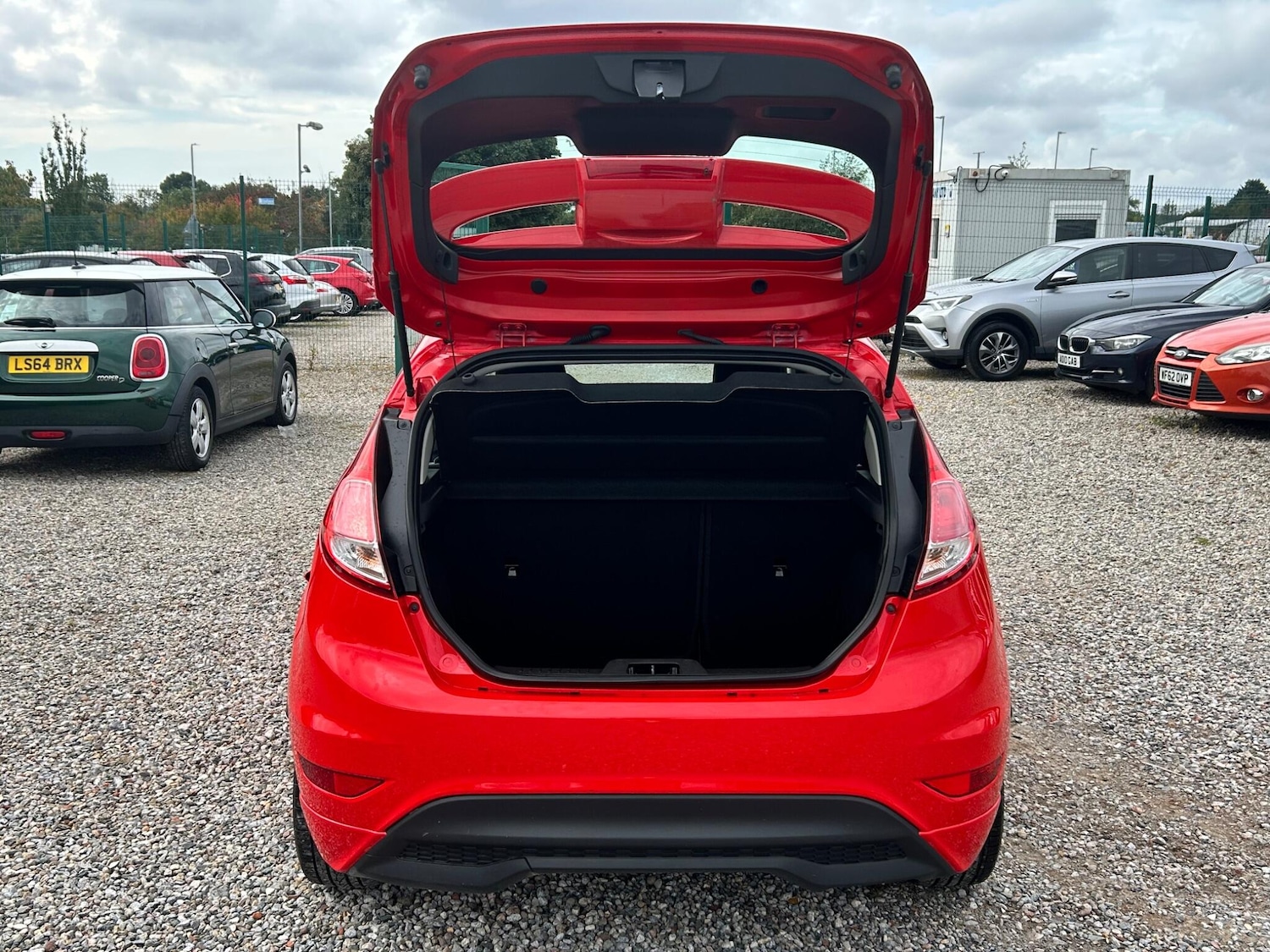 Used Ford Fiesta 2015 for sale - 75949982: Photo 14