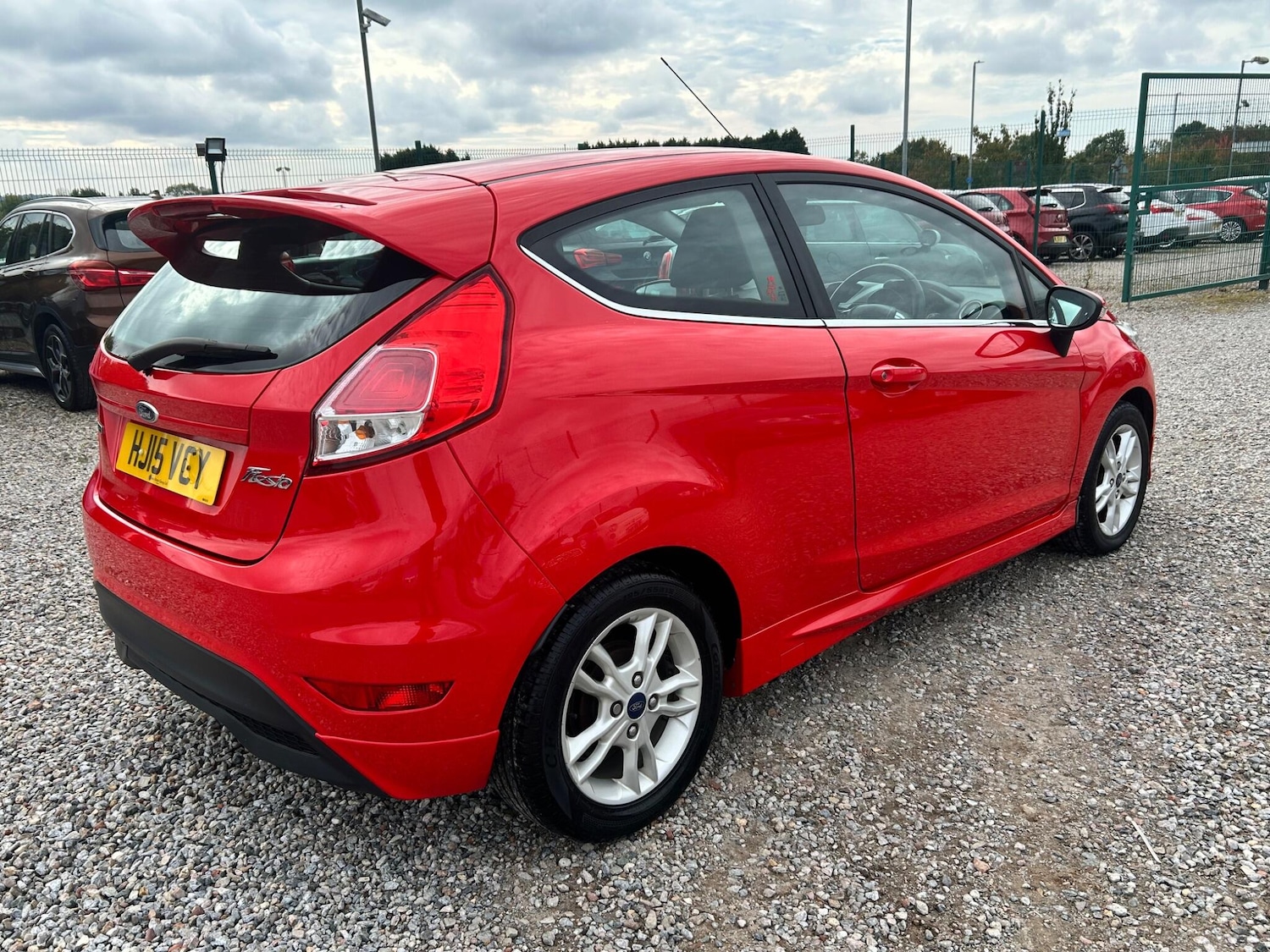 Used Ford Fiesta 2015 for sale - 75949982: Photo 7