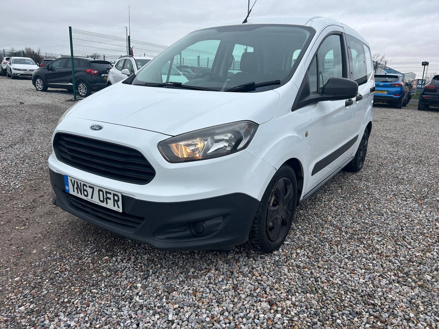Used Ford Transit Courier 2017 for sale - 76689773: Photo 12