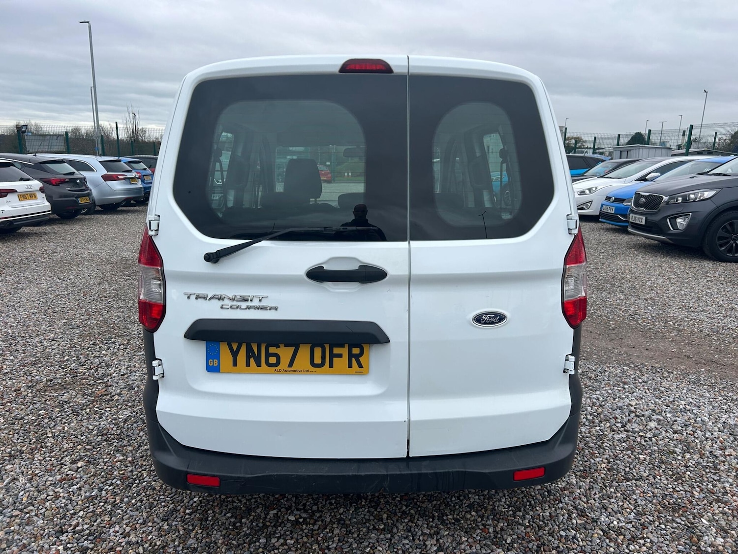 Used Ford Transit Courier 2017 for sale - 76689773: Photo 9