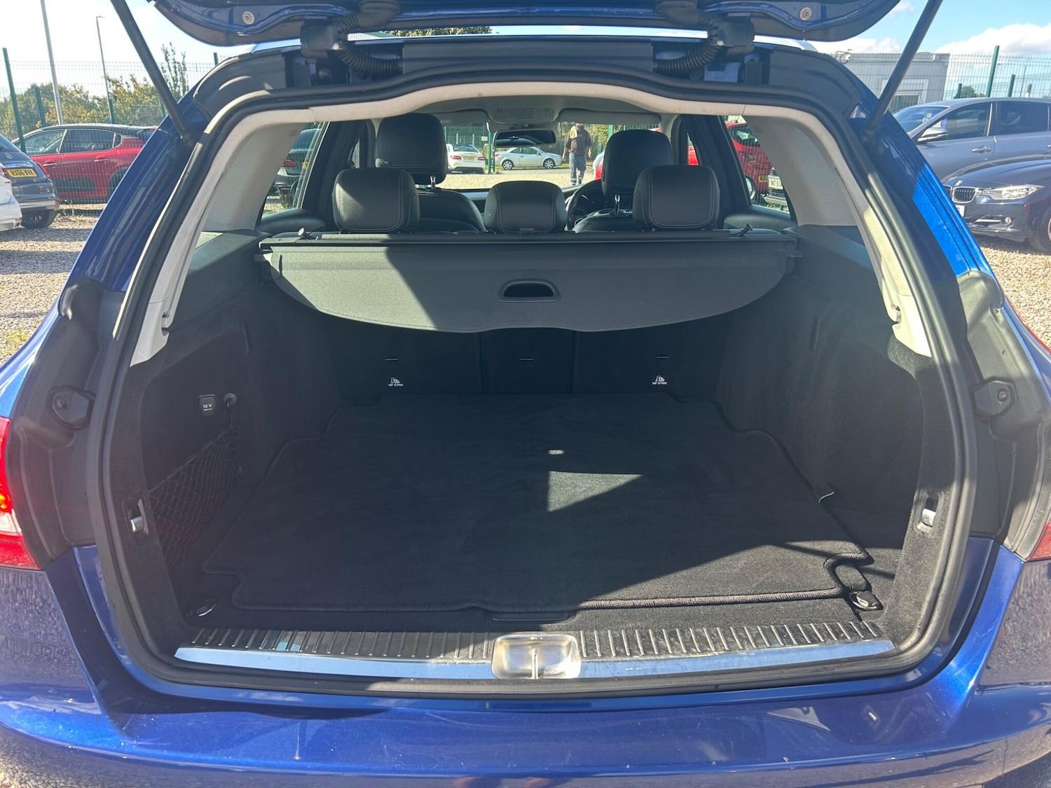 Used Mercedes-Benz C Class 2016 for sale - 76987950: Photo 14