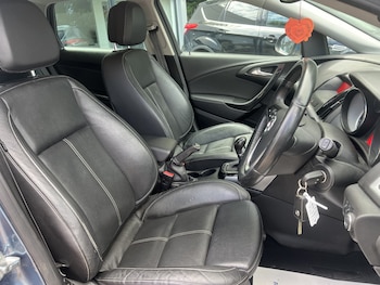 Used Vauxhall Astra 2015 for sale - 79372088: Photo