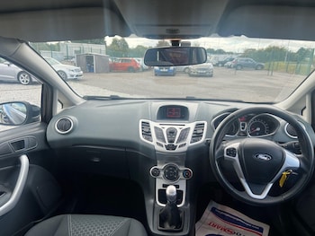 Used Ford Fiesta 2011 for sale - 75780765: Photo