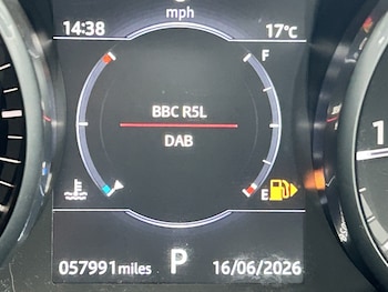 Used Land Rover Discovery Sport 2017 for sale - 78876444: Photo