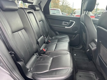 Used Land Rover Discovery Sport 2016 for sale - 76485068: Photo