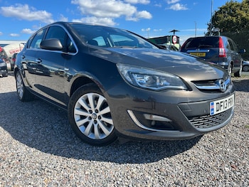 Vauxhall - Astra