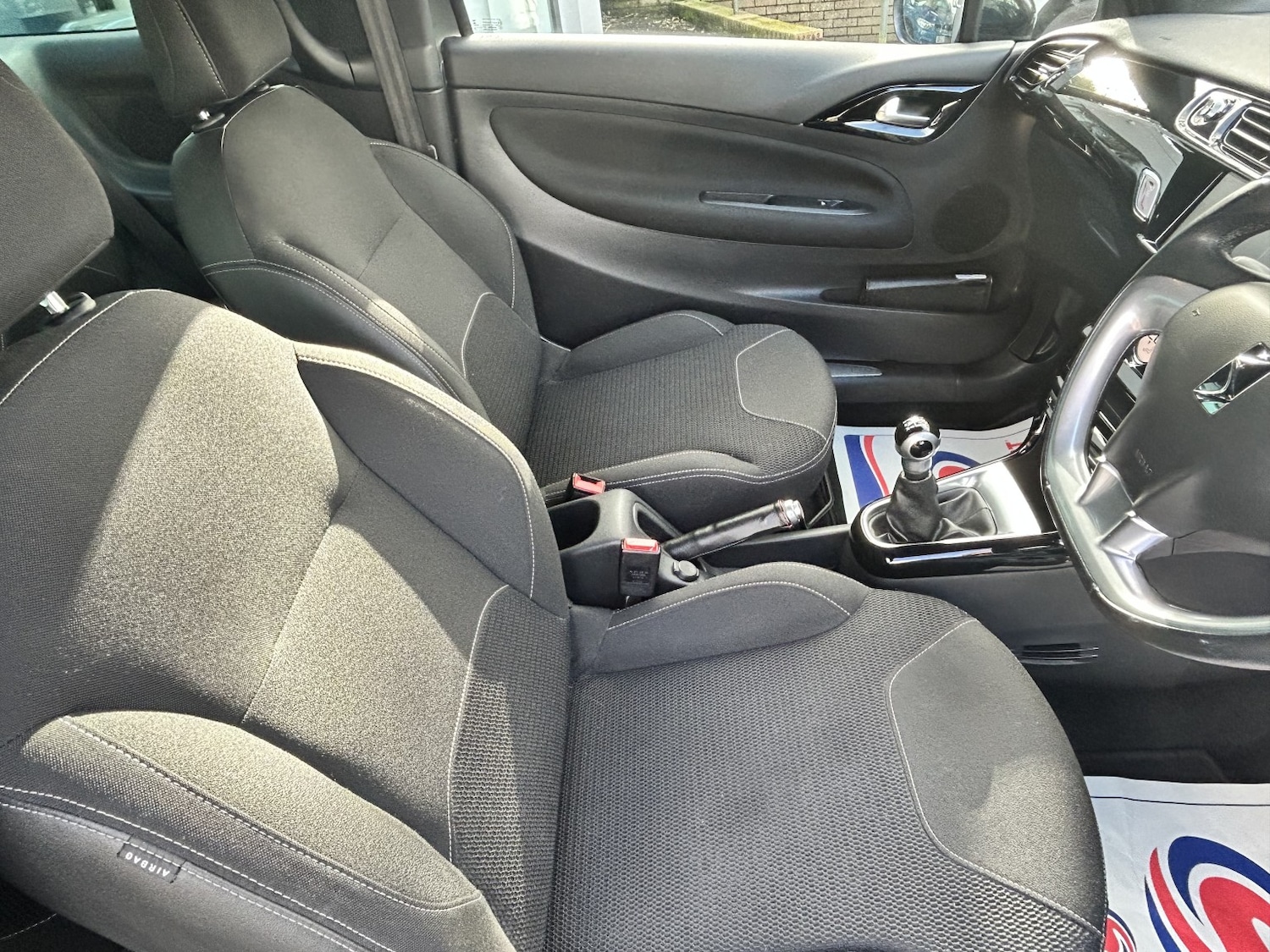 Used DS Automobiles DS 3 2016 for sale - 77567482: Photo 2