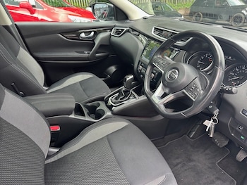 Used Nissan Qashqai 2017 for sale - 78414989: Photo
