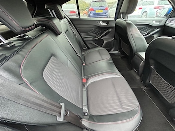 Used Ford Focus 2018 for sale - 76377176: Photo