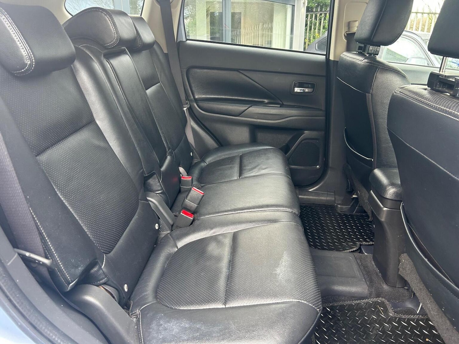 Used Mitsubishi Outlander 2014 for sale - 77516225: Photo 3