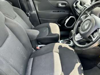 Used Jeep Renegade 2016 for sale - 74946128: Photo