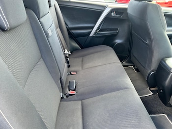 Used Toyota RAV4 2017 for sale - 75949758: Photo