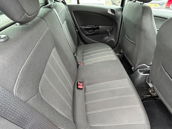 Used Vauxhall Corsa 2012 for sale - 76012878: Photo 3