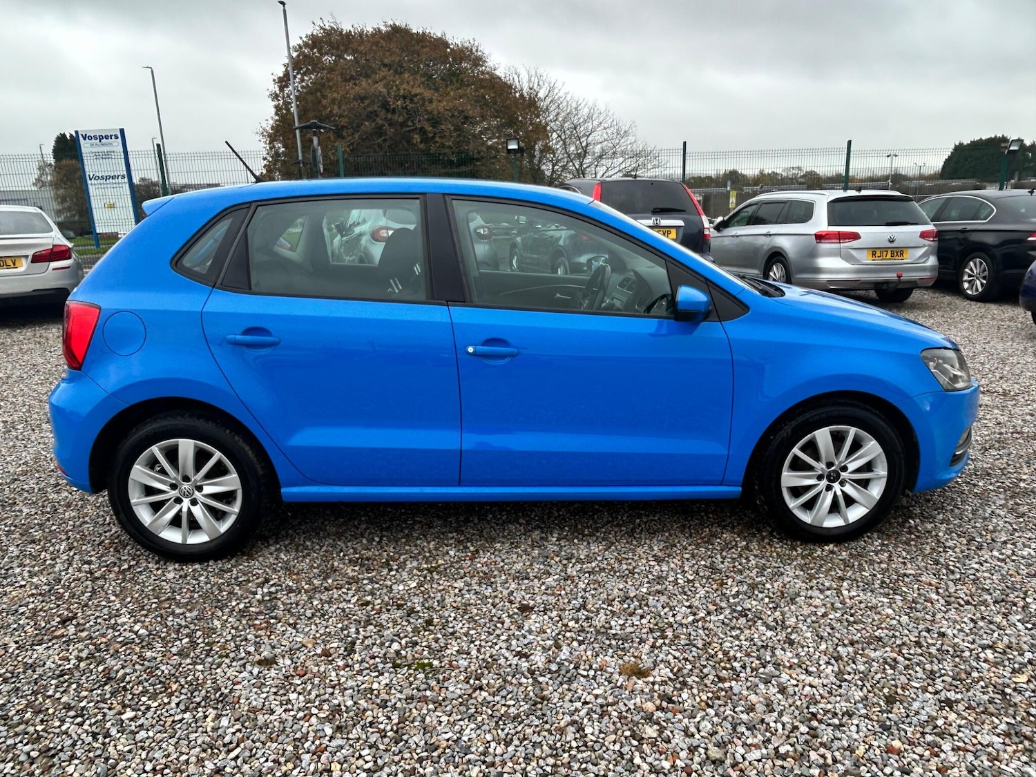 Used Volkswagen Polo for sale - 76992845: Photo 7
