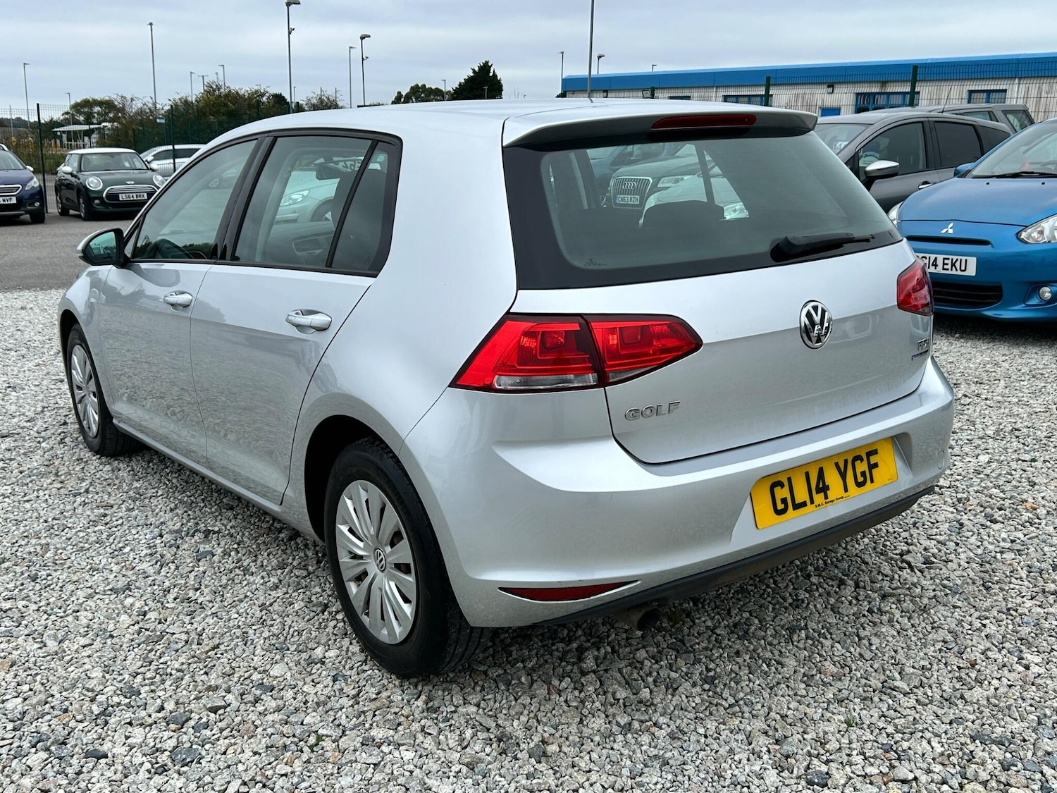 Used Volkswagen Golf 2014 for sale - 76201260: Photo 9