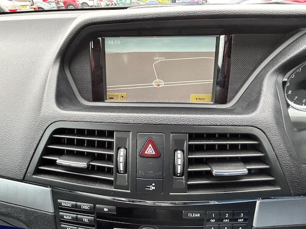 Used Mercedes-Benz E-Class 2012 for sale - 74788832: Photo 6