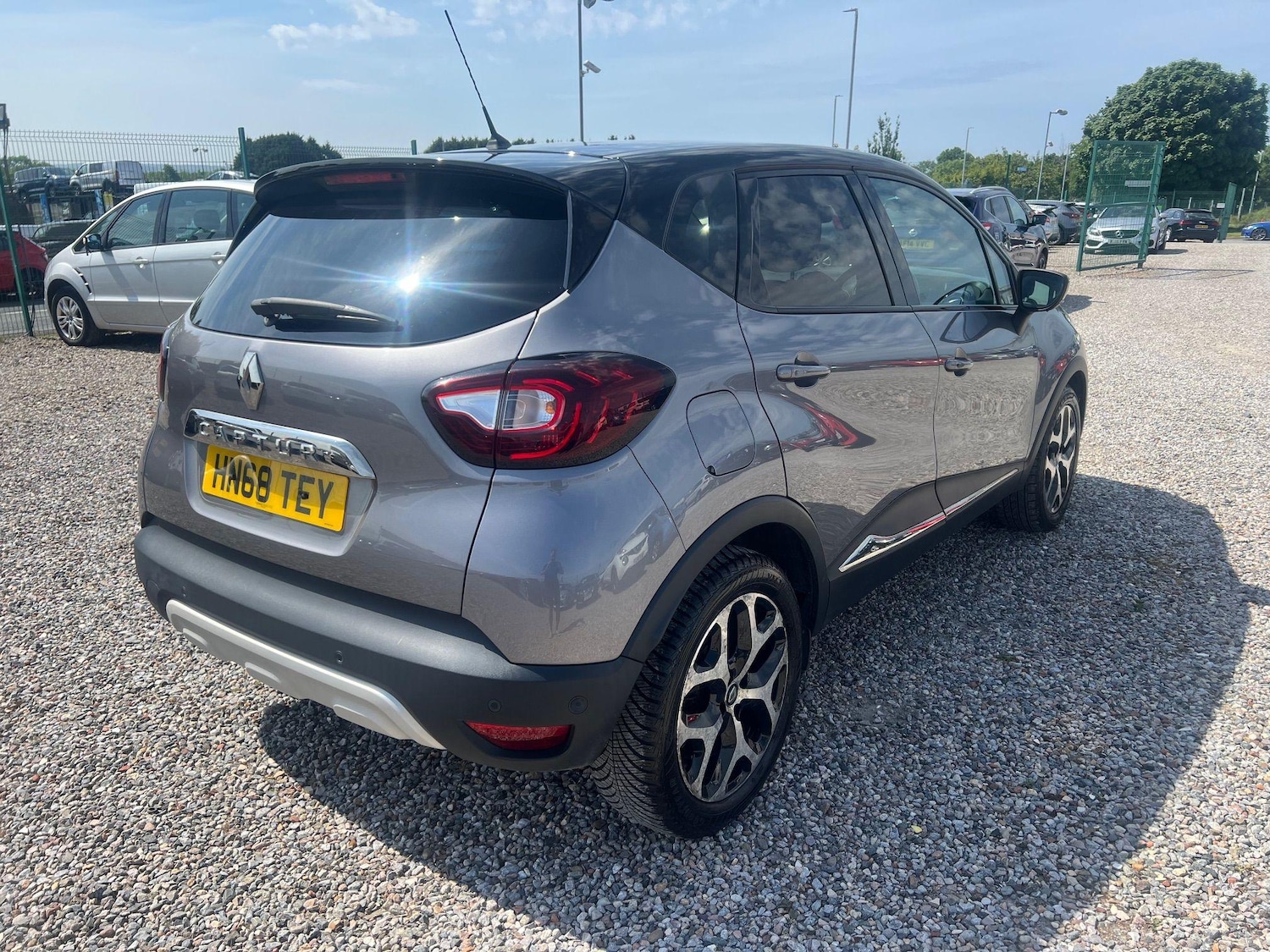 Used Renault Captur 2018 for sale - 76991744: Photo 10