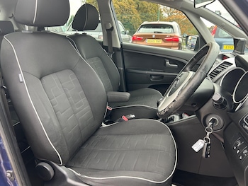 Used Kia Venga 2011 for sale - 76239858: Photo