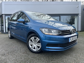 Used Volkswagen Touran 2017 for sale - 77516246: Photo