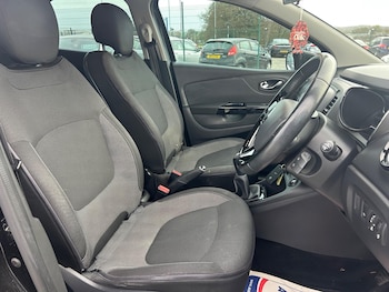 Used Renault Captur 2014 for sale - 76994052: Photo