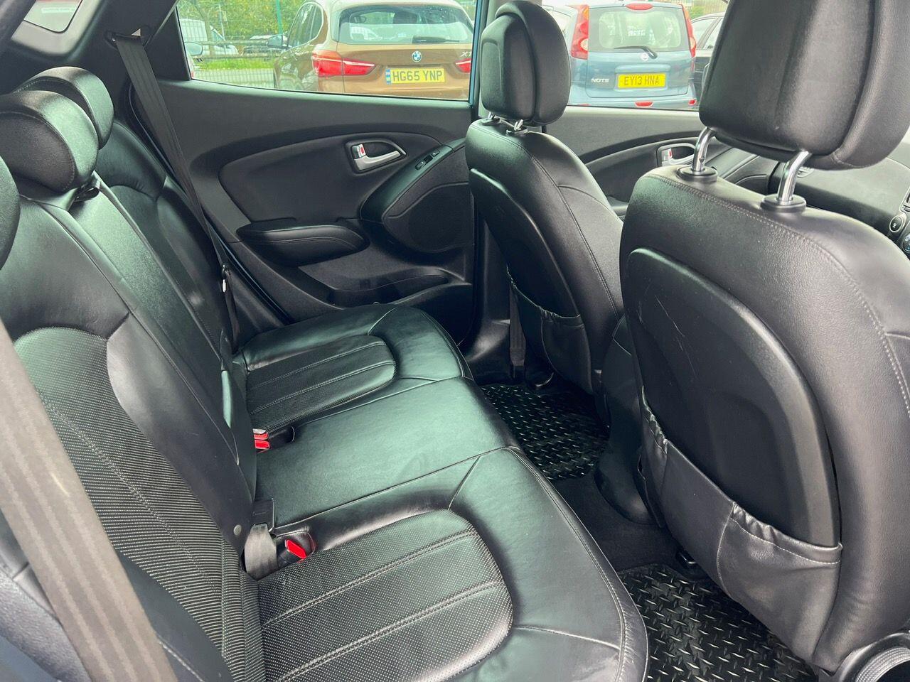 Used Hyundai Ix35 2015 for sale - 76200046: Photo 3